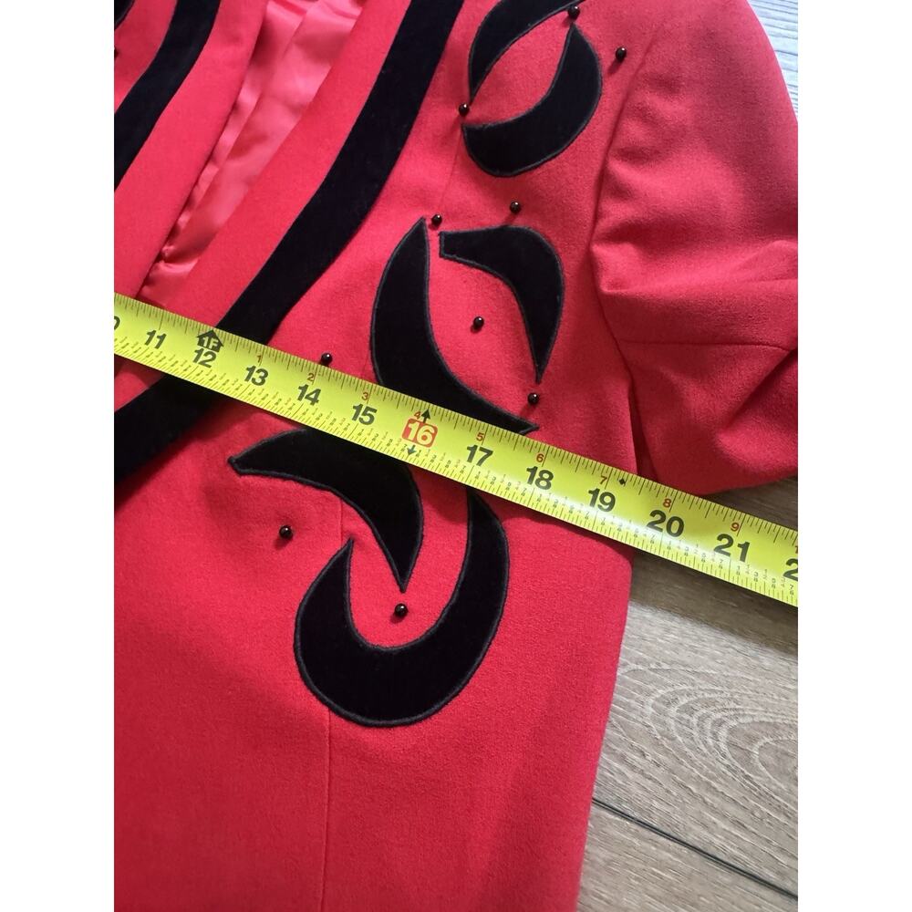 Vintage 80s 90s Red Black Beaded Cropped Short Jacket Open Front Statement MED - Picture 14 of 16